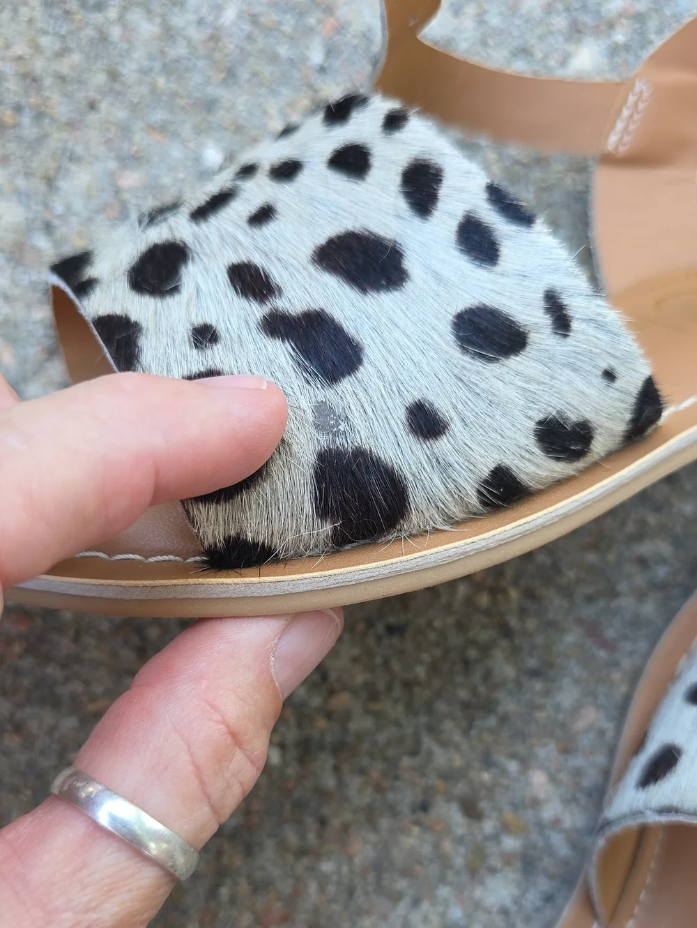 NWT Beach by Matisse Lil Cabana Cow Hair  Leather Spotted Leopard Print Sandals